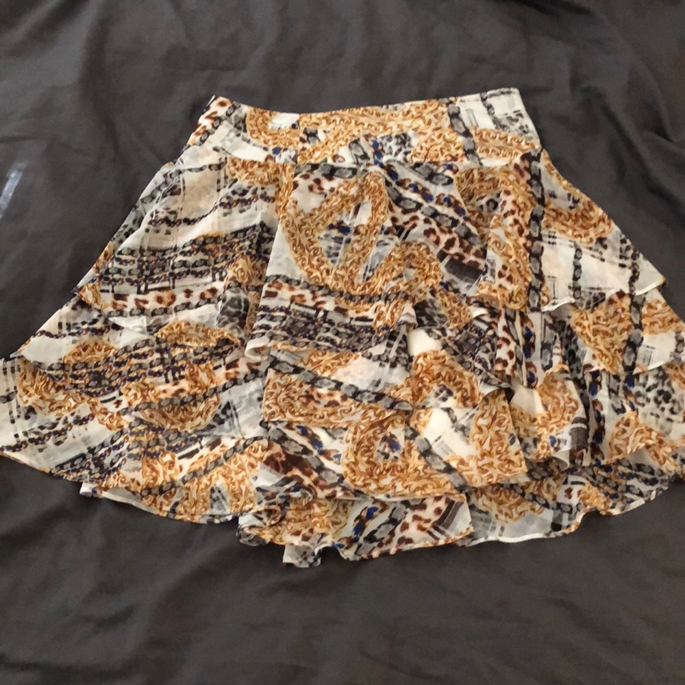 Bebe skirt